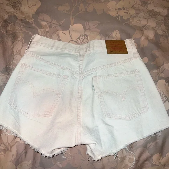 Levi’s 501 high waist women’s shorts - Picture 2 of 4